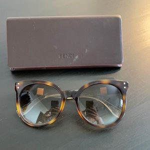 COPY - Women’s Fendi sunglasses